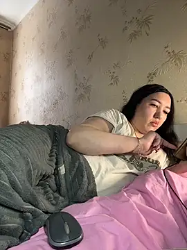 Naughtbaby 2025 online show from 02-15-26, 07:51