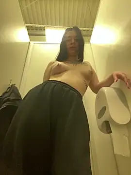 AlishaPrettyBlade online show from 02-23-25, 06:17