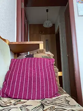 AlishaPrettyBlade online show from 03-20-25, 08:42