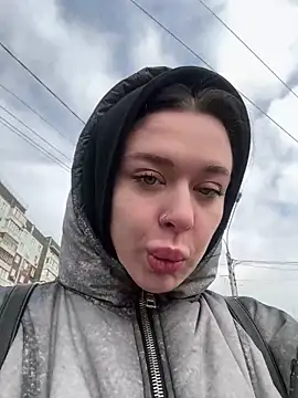 AlishaPrettyBlade online show from 03-19-26, 05:11