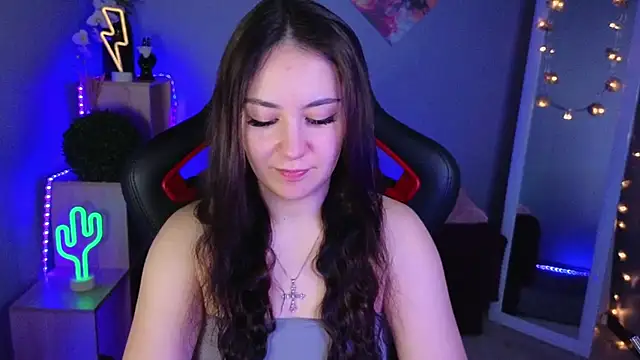 Snapshot of AshleySkott_ chatting on 02-20-25, 07:34 AshleySkott online show from 02-20-25, 07:34