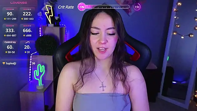 Snapshot of AshleySkott_ chatting on 02-24-25, 10:26 AshleySkott online show from 02-24-25, 10:26