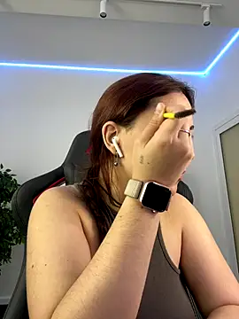 Snapshot of AshleySkott_ chatting on 10-05-25, 08:23 AshleySkott online show from 10-05-25, 08:23