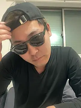 Snapshot of pierrot_0202 chatting on 02-27-25, 06:40 pierrot 0202 online show from 02-27-25, 06:40