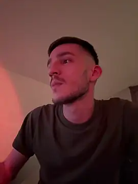 Snapshot of yoyoboy988 chatting on 03-12-25, 08:52 yoyoboy988 online show from 03-12-25, 08:52