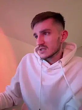 Snapshot of yoyoboy988 chatting on 03-16-25, 07:27 yoyoboy988 online show from 03-16-25, 07:27