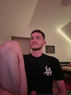 Snapshot of yoyoboy988 chatting on 03-21-25, 10:17 yoyoboy988 online show from 03-21-25, 10:17