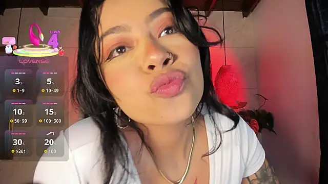 Snapshot of Susana_Williamss chatting on 01-16-26, 08:46 Susana Williamss online show from 01-16-26, 08:46