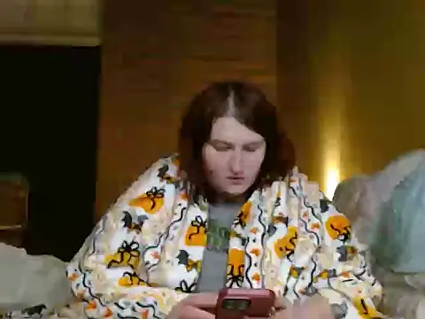 BubblyMoonie online show from 12-21-25, 02:19