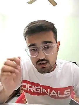 Snapshot of hornypurush chatting on 11-27-25, 10:39 hornypurush online show from 11-27-25, 10:39