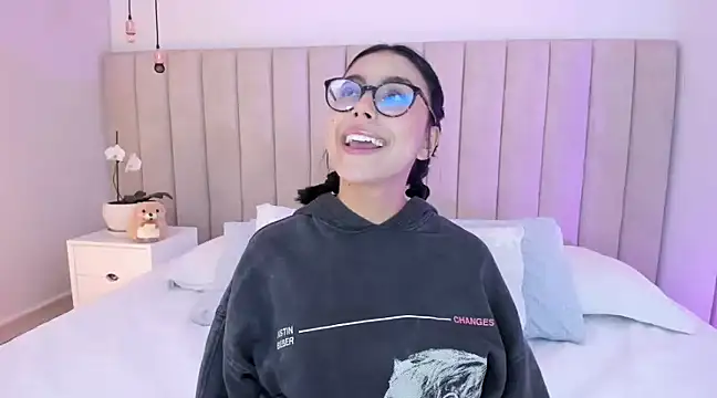 miss martiina online show from 03-13-25, 11:05