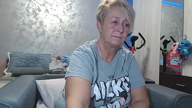 RosesandLillies online show from 03-03-26, 05:52