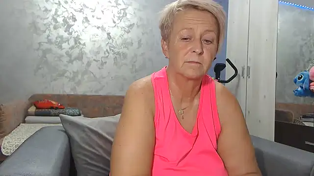 Snapshot of RosesandLillies chatting on 07-11-26, 04:53 RosesandLillies online show from 07-11-26, 04:53