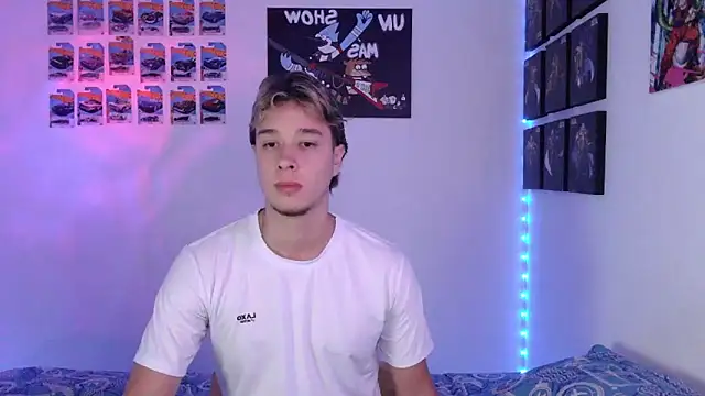 Snapshot of jack_walker190 chatting on 11-16-25, 05:57 jack walker190 online show from 11-16-25, 05:57