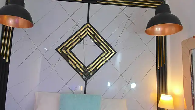 Snapshot of EmilyDiaaz chatting on 11-06-25, 12:28 EmilyDiaaz online show from 11-06-25, 12:28