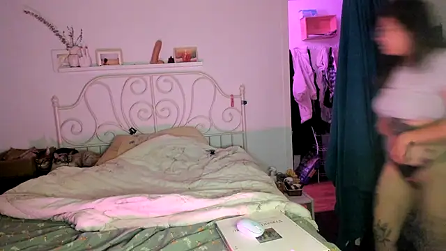 Rosiee69  online show from 09-27-25, 11:10