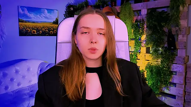 JenniferGraces online show from 10-28-25, 08:40