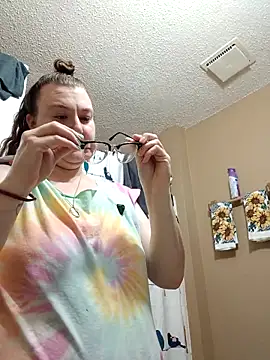 HTXBELLE online show from 09-28-25, 05:40