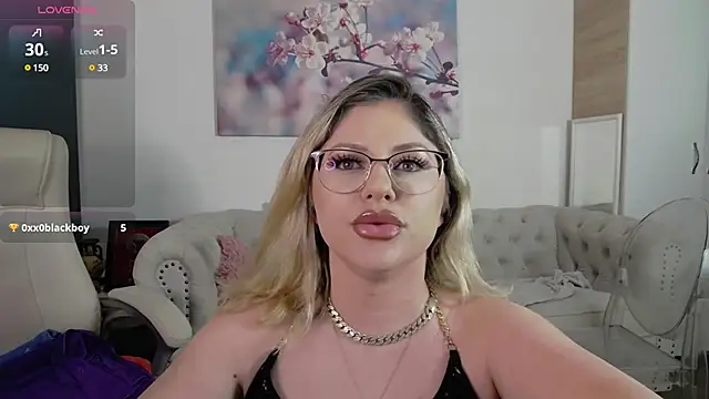 JanelleBrown  online show from 03-07-25, 04:44