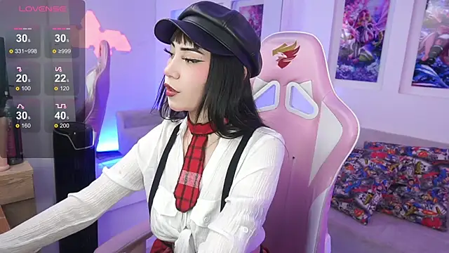 Snapshot of SaharaKramer chatting on 02-28-25, 07:25 SaharaKramer online show from 02-28-25, 07:25