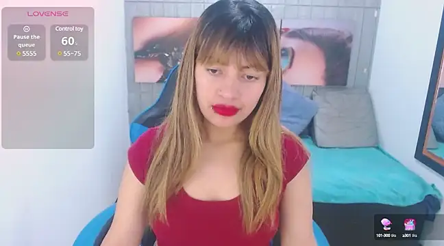 Snapshot of Rihana_Milan chatting on 03-01-25, 09:04 Rihana Milan online show from 03-01-25, 09:04