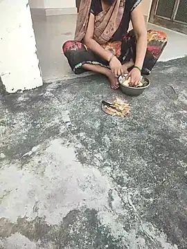 indian couple4 online show from 09-21-25, 01:07