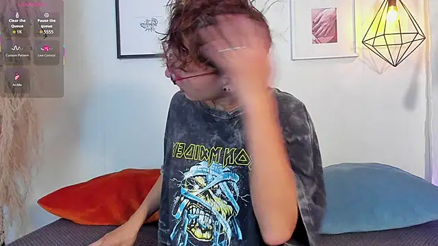 iiangel  online show from 10-07-25, 03:36