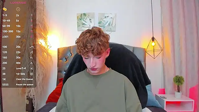 iiangel  online show from 10-16-25, 05:41