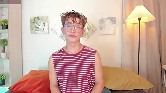 iiangel  online show from 12-16-25, 06:18