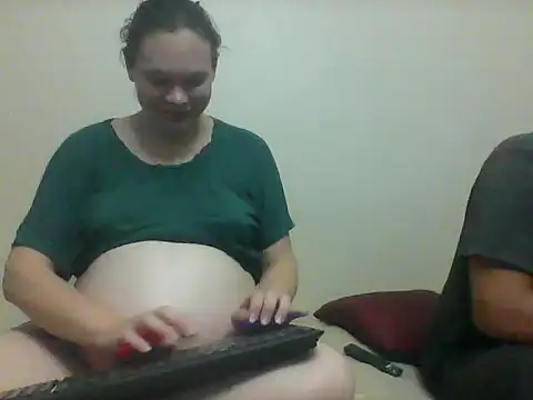 redsparrowXxXx online show from 10-10-25, 04:39