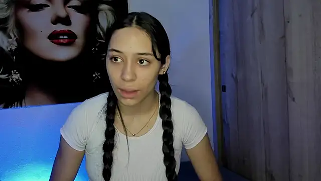 TANIA 06 online show from 10-23-25, 01:10