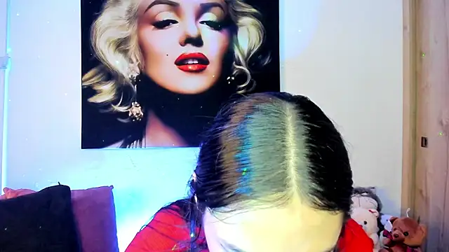 TANIA 06 online show from 11-24-25, 01:11