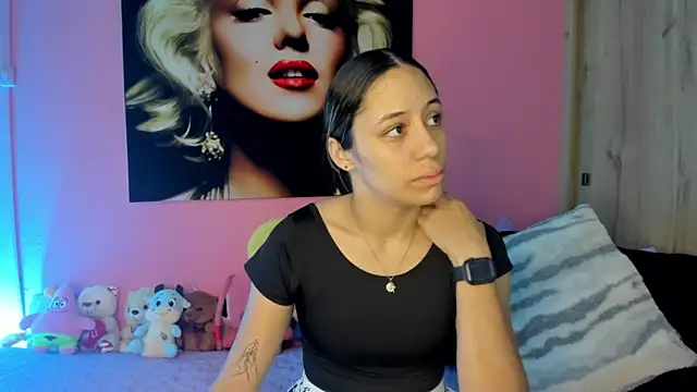 Snapshot of TANIA_06 chatting on 07-20-26, 01:13 TANIA 06 online show from 07-20-26, 01:13