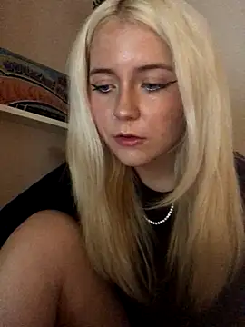 Blondie Sofia Essexbabe online show from 10-14-25, 10:43