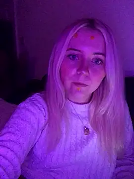 Blondie Sofia Essexbabe online show from 01-13-26, 11:43