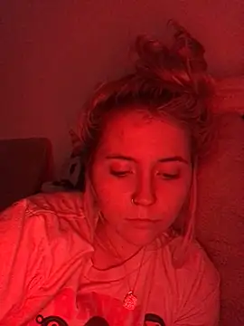 Blondie Sofia Essexbabe online show from 02-15-26, 11:01