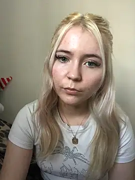 Blondie Sofia Essexbabe online show from 03-02-26, 02:35