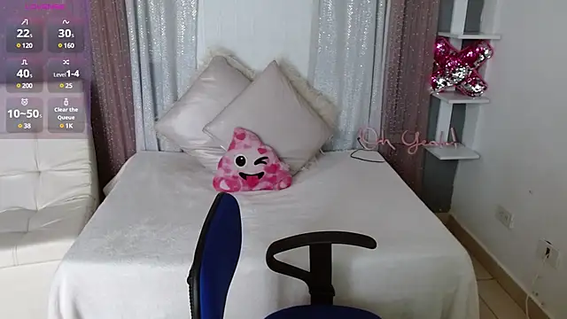 emily-777 online show from 02-26-25, 08:22