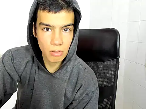 seigfried0 online show from 03-02-25, 07:12