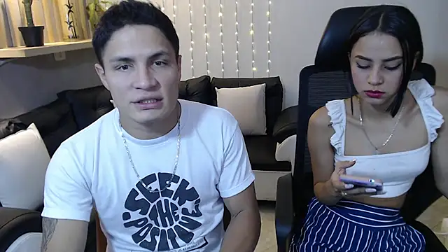 Snapshot of SaraClub_JY chatting on 03-12-25, 08:41 SaraClub JY online show from 03-12-25, 08:41