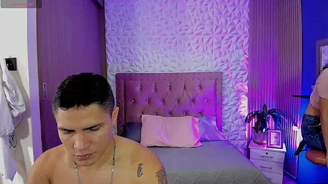 Snapshot of SaraClub_JY chatting on 11-04-25, 10:09 SaraClub JY online show from 11-04-25, 10:09