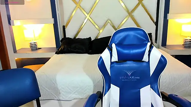 SaraClub JY online show from 12-20-25, 11:34