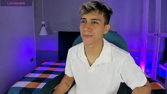 Allex Cano online show from 02-22-25, 05:35