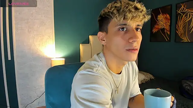 Allex Cano online show from 03-02-25, 03:02