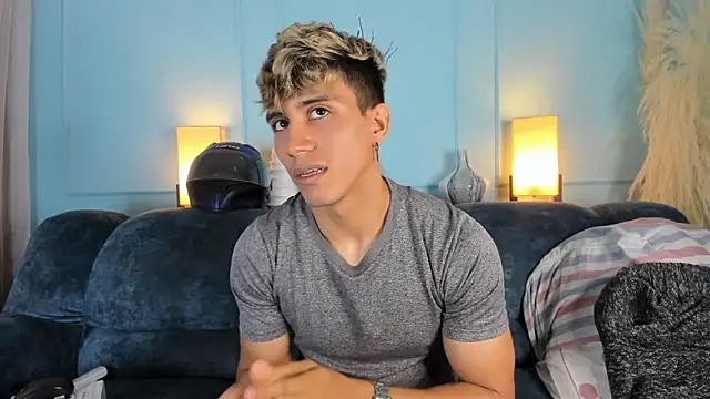 Allex Cano online show from 03-04-25, 09:51