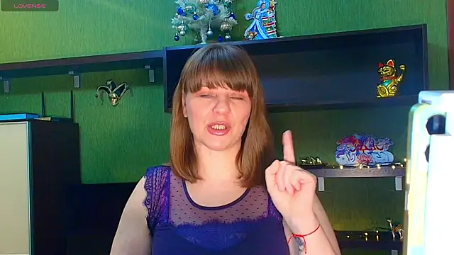 VeronikawGold online show from 12-22-25, 08:00