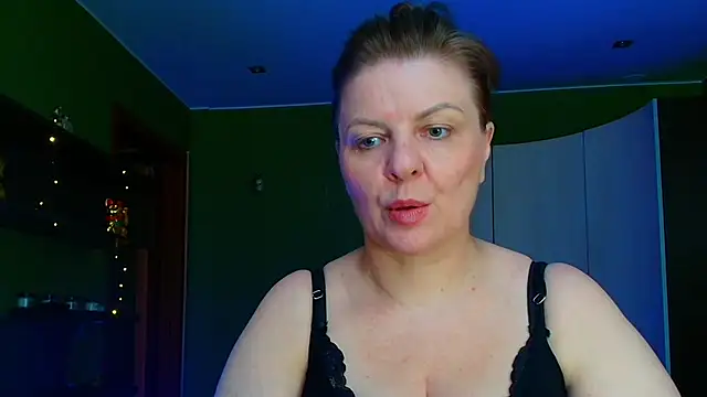 VeronikawGold online show from 05-21-26, 03:41