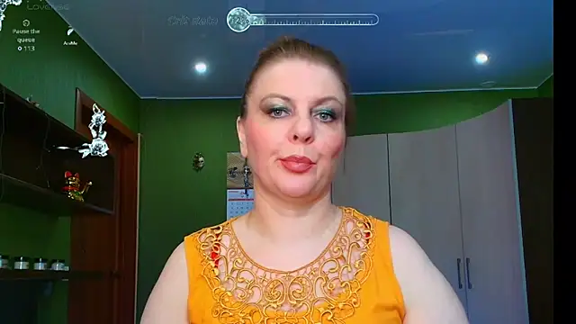 Snapshot of VeronikawGold chatting on 06-05-26, 04:52 VeronikawGold online show from 06-05-26, 04:52