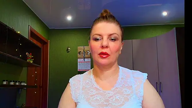 Snapshot of VeronikawGold chatting on 06-09-26, 04:46 VeronikawGold online show from 06-09-26, 04:46