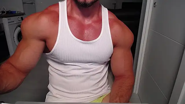 Snapshot of martins9 chatting on 07-07-26, 11:25 martins9 online show from 07-07-26, 11:25